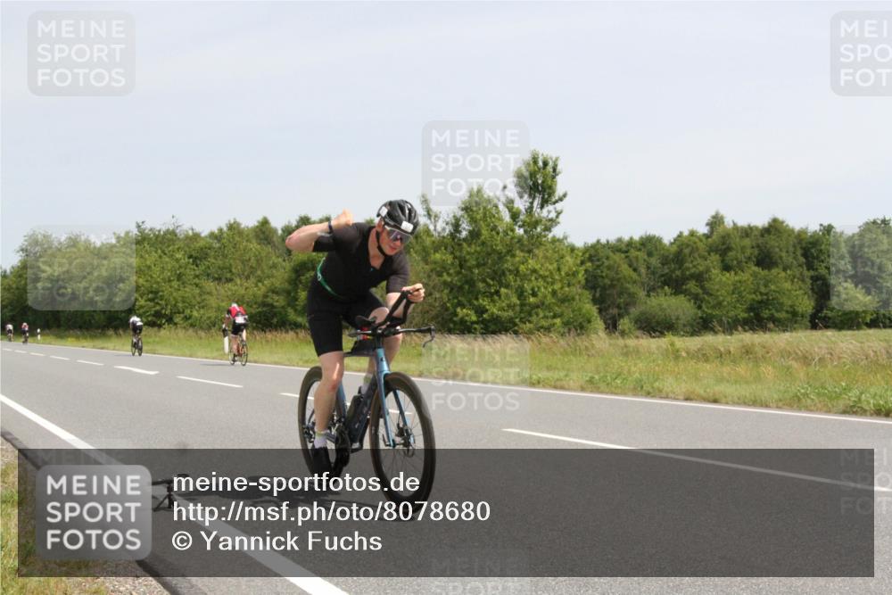 22.06.2025 - Viking Triathlon Yannick Fuchs http://msf.ph/oto/8078680 22.06.2025 12:08:55 Radfahren 14, 99, 117, 162, 632, 640, 651 meine-sportfotos.de