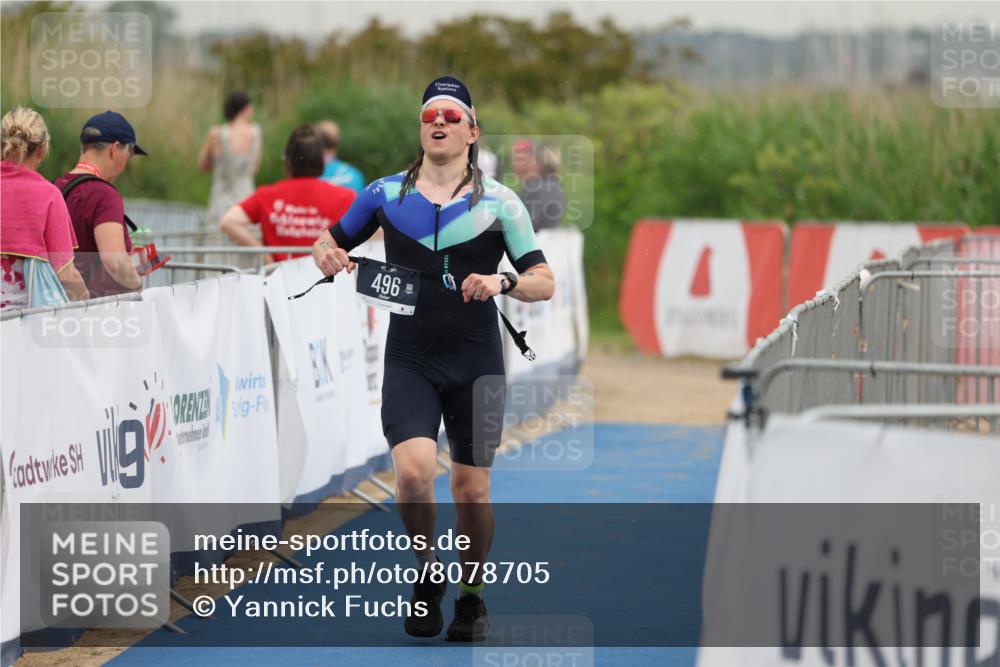 22.06.2025 - Viking Triathlon Yannick Fuchs http://msf.ph/oto/8078705 22.06.2025 16:38:26 Ziel 496 meine-sportfotos.de