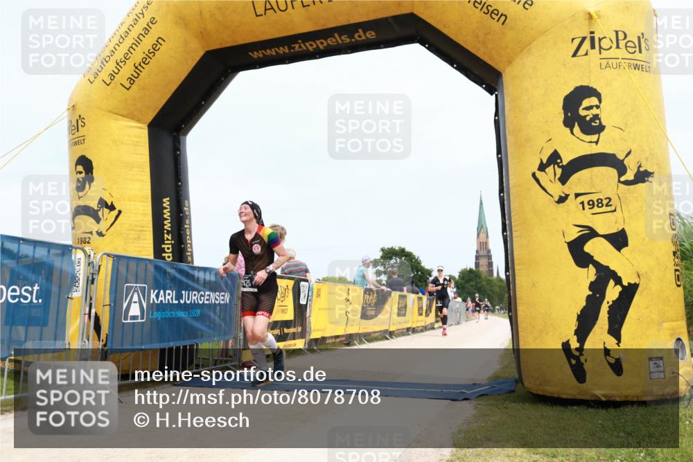 22.06.2025 - Viking Triathlon H.Heesch http://msf.ph/oto/8078708 22.06.2025 14:43:21 Laufen 14, 425 meine-sportfotos.de