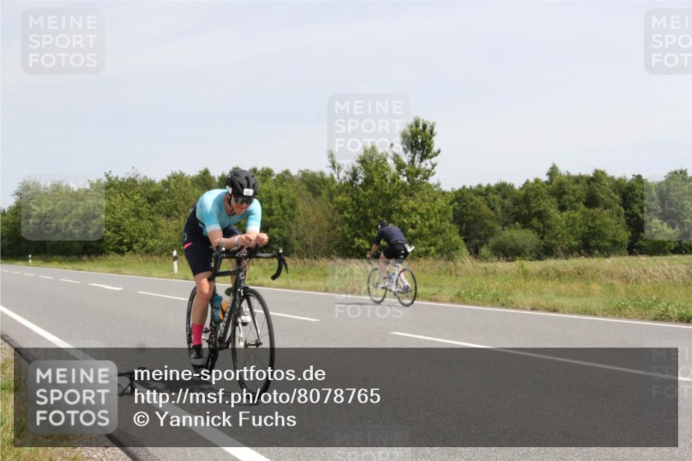 22.06.2025 - Viking Triathlon Yannick Fuchs http://msf.ph/oto/8078765 22.06.2025 12:09:42 Radfahren 402, 422, 495, 605 meine-sportfotos.de