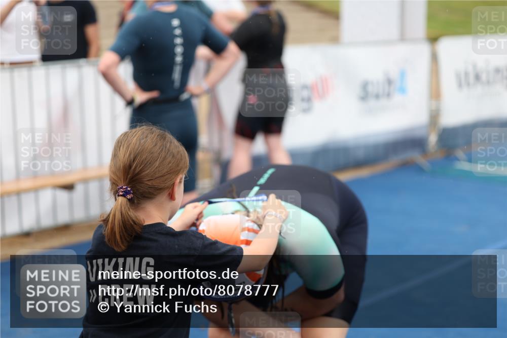 22.06.2025 - Viking Triathlon Yannick Fuchs http://msf.ph/oto/8078777 22.06.2025 16:38:35 Ziel  meine-sportfotos.de