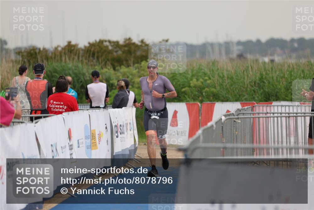 22.06.2025 - Viking Triathlon Yannick Fuchs http://msf.ph/oto/8078796 22.06.2025 16:38:43 Ziel 276 meine-sportfotos.de