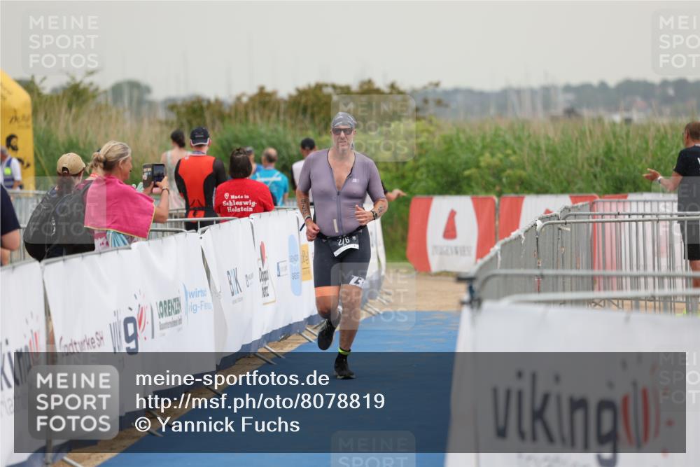 22.06.2025 - Viking Triathlon Yannick Fuchs http://msf.ph/oto/8078819 22.06.2025 16:38:45 Ziel 276 meine-sportfotos.de