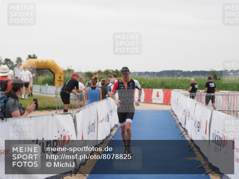 22.06.2025 - Viking Triathlon MichiJ http://msf.ph/oto/8078825 22.06.2025 16:03:44 Ziel 63 meine-sportfotos.de