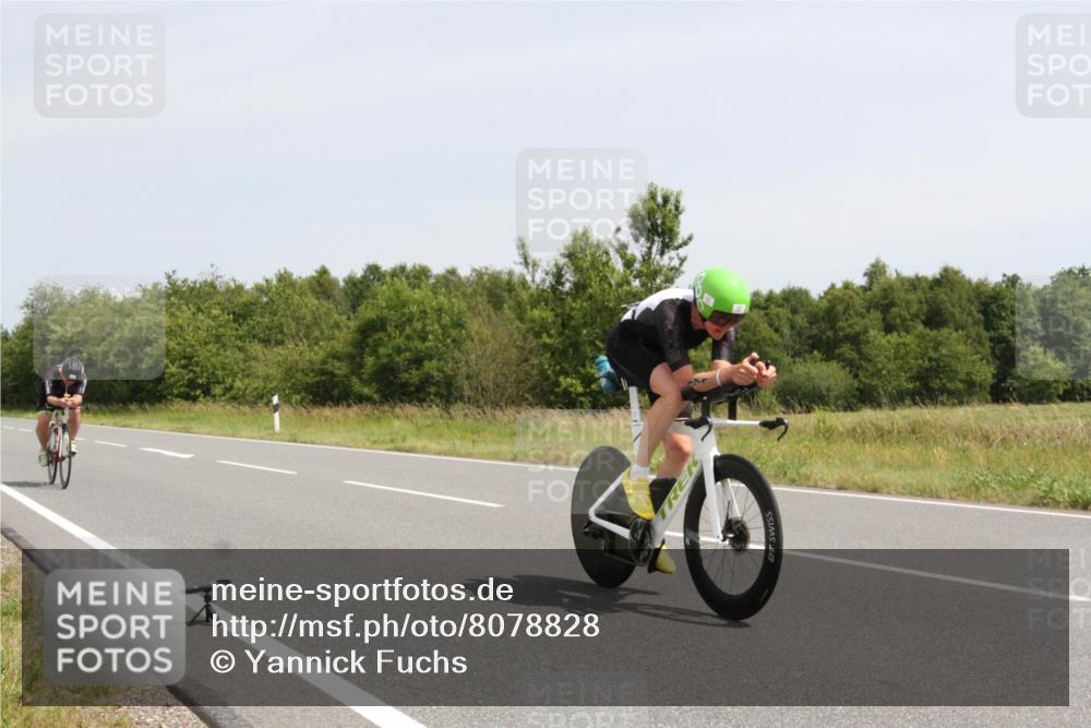 22.06.2025 - Viking Triathlon Yannick Fuchs http://msf.ph/oto/8078828 22.06.2025 12:10:16 Radfahren 57, 152, 171, 295, 332, 540, 552 meine-sportfotos.de