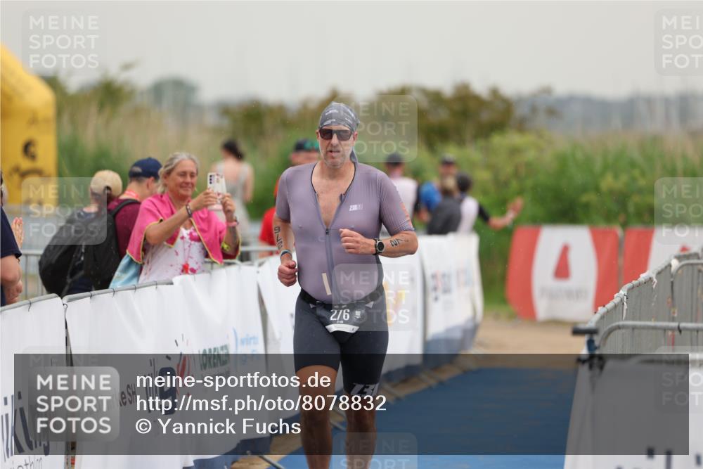 22.06.2025 - Viking Triathlon Yannick Fuchs http://msf.ph/oto/8078832 22.06.2025 16:38:47 Ziel 276 meine-sportfotos.de