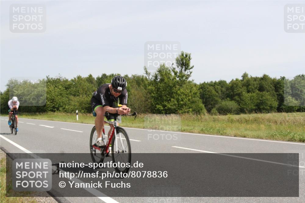 22.06.2025 - Viking Triathlon Yannick Fuchs http://msf.ph/oto/8078836 22.06.2025 12:10:17 Radfahren 57, 152, 171, 295, 332, 500, 540, 552 meine-sportfotos.de