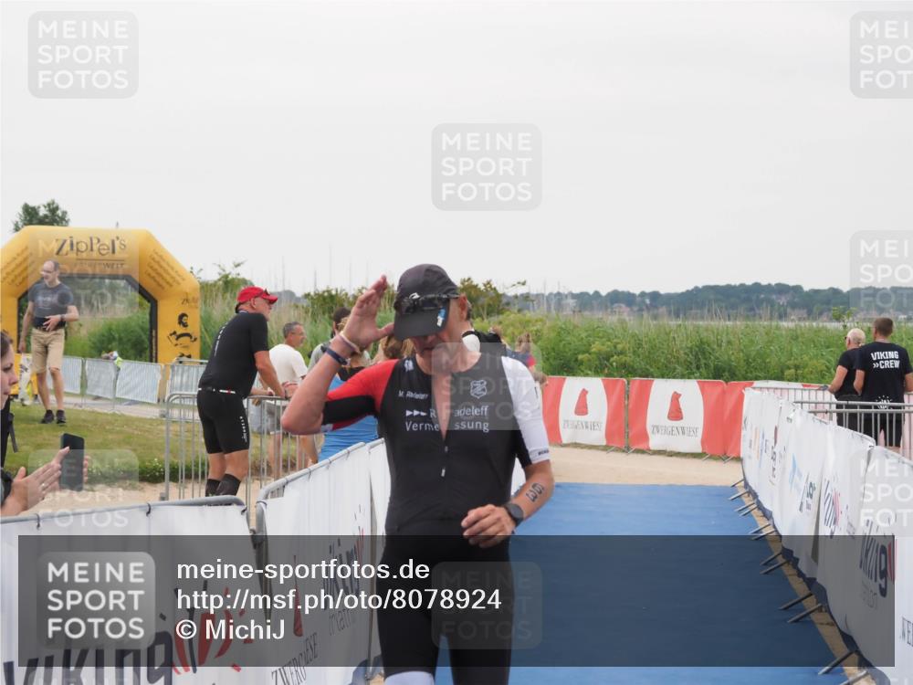 22.06.2025 - Viking Triathlon MichiJ http://msf.ph/oto/8078924 22.06.2025 16:03:45 Ziel 63 meine-sportfotos.de