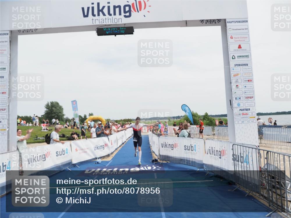 22.06.2025 - Viking Triathlon MichiJ http://msf.ph/oto/8078956 22.06.2025 14:16:48 Ziel 178 meine-sportfotos.de