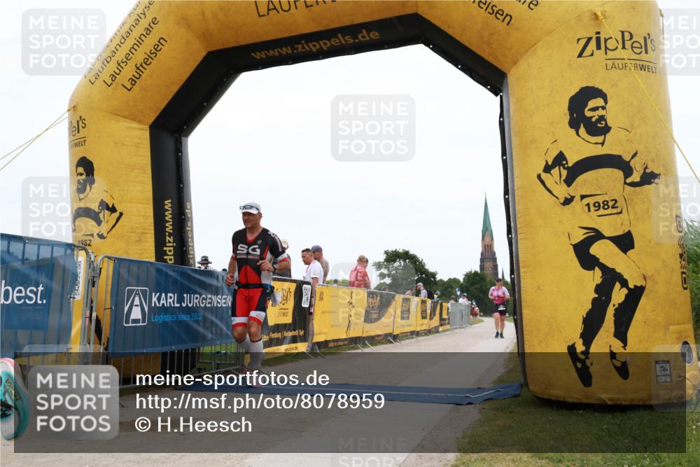 22.06.2025 - Viking Triathlon H.Heesch http://msf.ph/oto/8078959 22.06.2025 15:35:36 Laufen 85, 150, 156, 608 meine-sportfotos.de