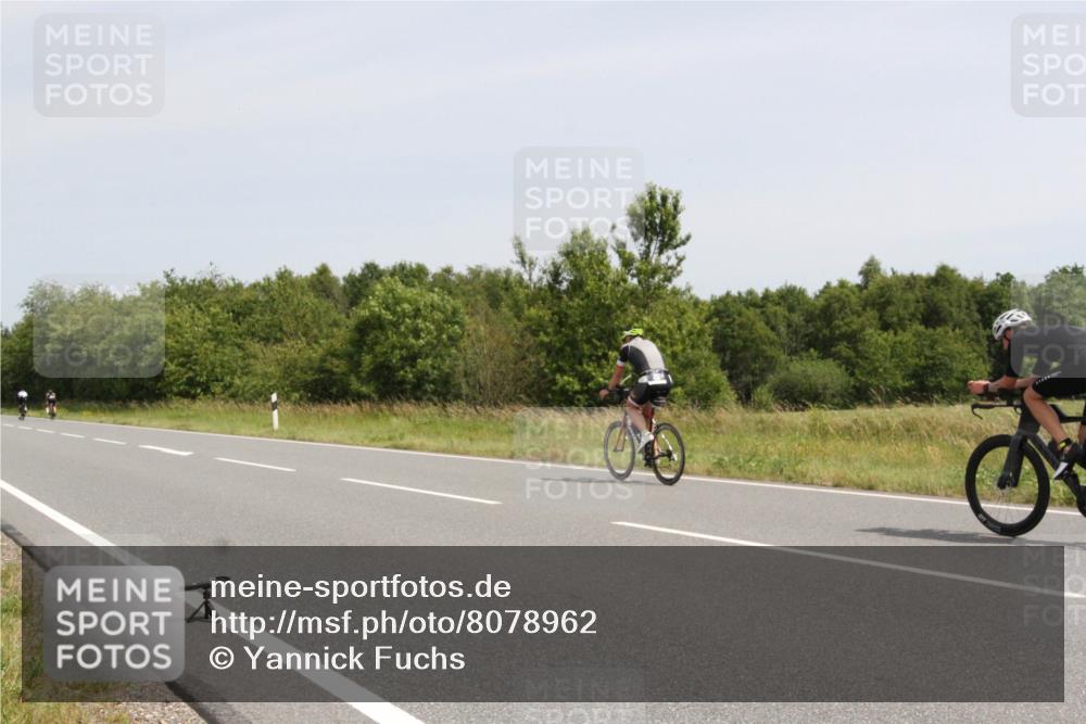 22.06.2025 - Viking Triathlon Yannick Fuchs http://msf.ph/oto/8078962 22.06.2025 12:11:03 Radfahren 107, 189, 292, 618 meine-sportfotos.de