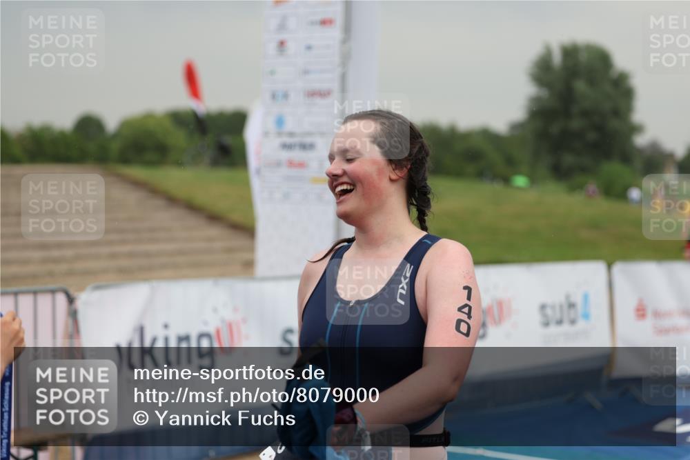 22.06.2025 - Viking Triathlon Yannick Fuchs http://msf.ph/oto/8079000 22.06.2025 16:39:22 Ziel 140, 156 meine-sportfotos.de