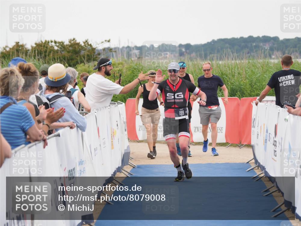 22.06.2025 - Viking Triathlon MichiJ http://msf.ph/oto/8079008 22.06.2025 15:56:22 Ziel 199 meine-sportfotos.de