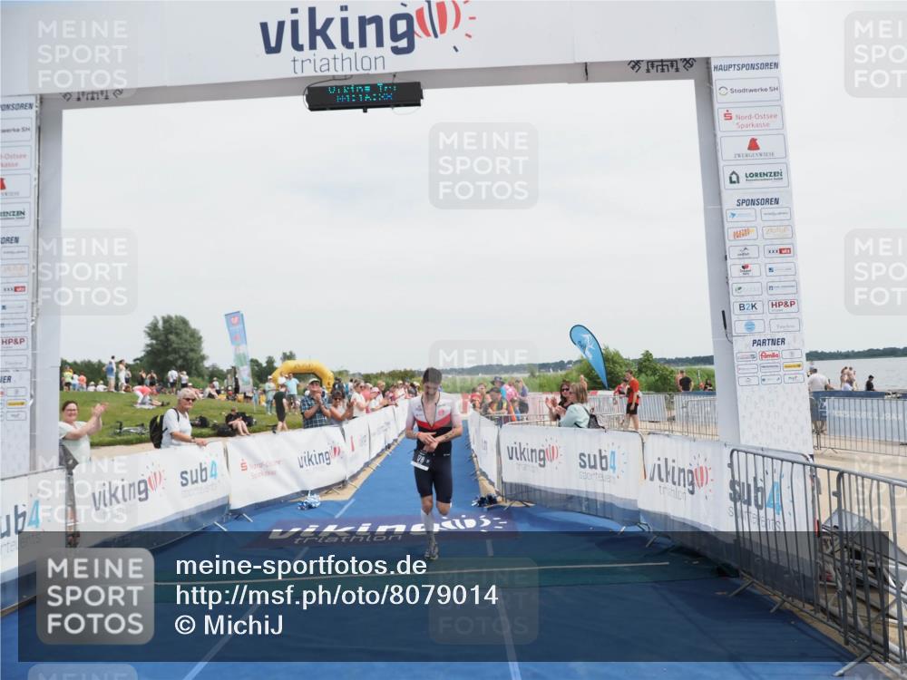 22.06.2025 - Viking Triathlon MichiJ http://msf.ph/oto/8079014 22.06.2025 14:16:48 Ziel 178 meine-sportfotos.de