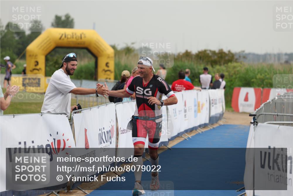 22.06.2025 - Viking Triathlon Yannick Fuchs http://msf.ph/oto/8079022 22.06.2025 16:39:25 Ziel 140, 156 meine-sportfotos.de