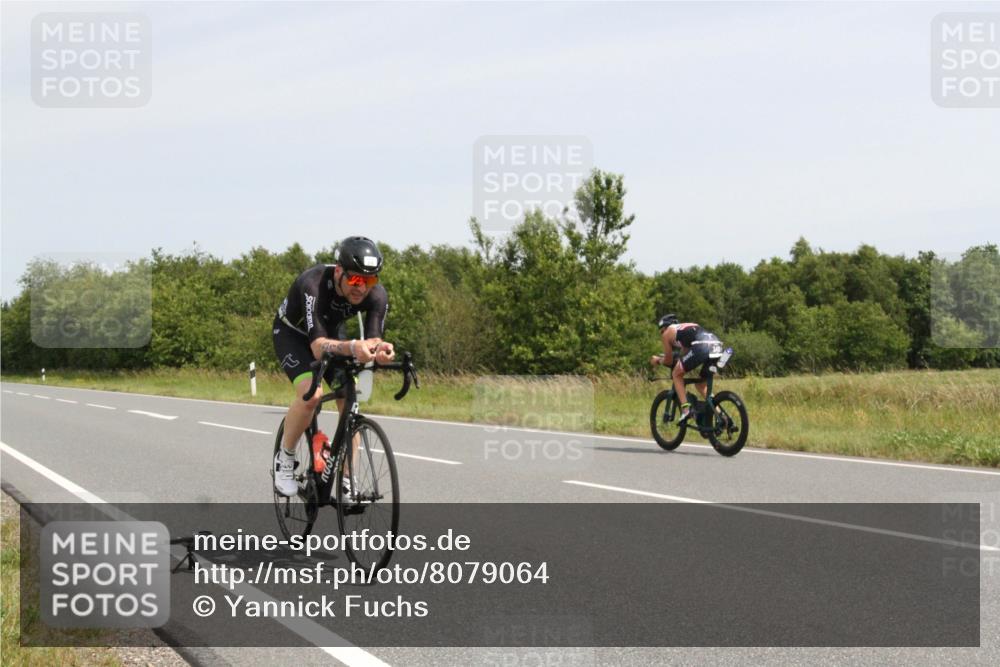 22.06.2025 - Viking Triathlon Yannick Fuchs http://msf.ph/oto/8079064 22.06.2025 12:11:42 Radfahren 13, 173, 314, 340, 427, 444, 458, 604 meine-sportfotos.de