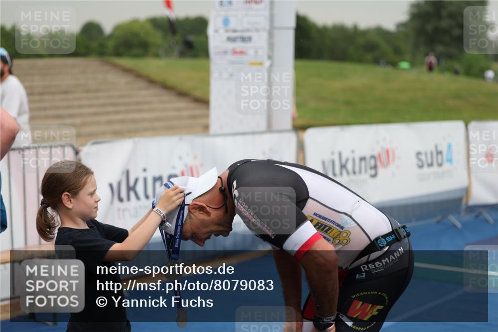 22.06.2025 - Viking Triathlon Yannick Fuchs http://msf.ph/oto/8079083 22.06.2025 16:39:30 Ziel 156 meine-sportfotos.de