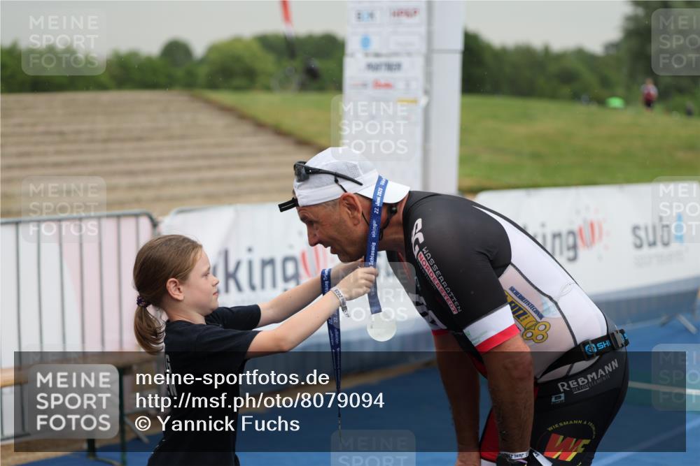 22.06.2025 - Viking Triathlon Yannick Fuchs http://msf.ph/oto/8079094 22.06.2025 16:39:32 Ziel 156 meine-sportfotos.de