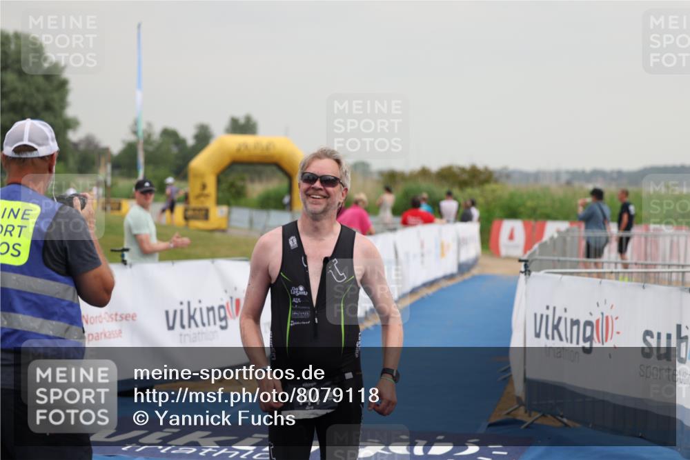 22.06.2025 - Viking Triathlon Yannick Fuchs http://msf.ph/oto/8079118 22.06.2025 16:39:46 Ziel 144 meine-sportfotos.de