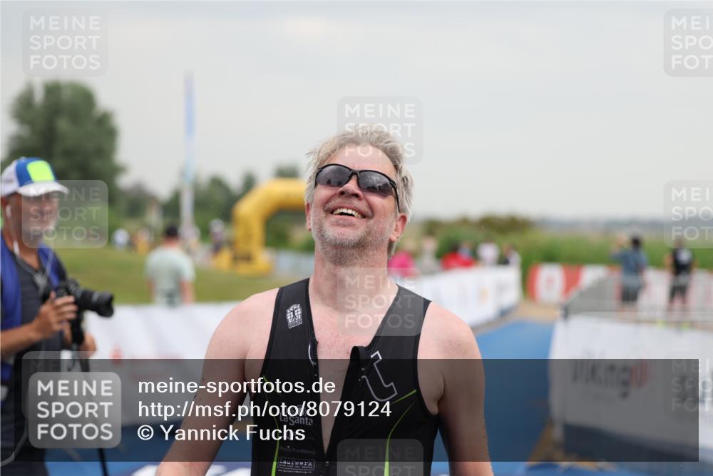 22.06.2025 - Viking Triathlon Yannick Fuchs http://msf.ph/oto/8079124 22.06.2025 16:39:47 Ziel 144 meine-sportfotos.de
