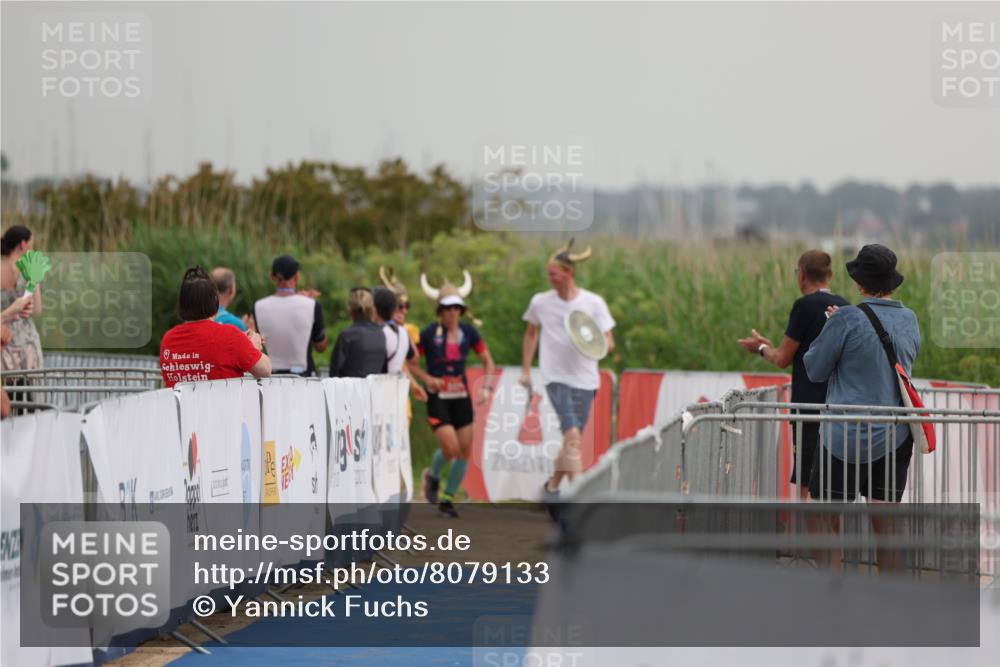 22.06.2025 - Viking Triathlon Yannick Fuchs http://msf.ph/oto/8079133 22.06.2025 16:40:47 Ziel  meine-sportfotos.de