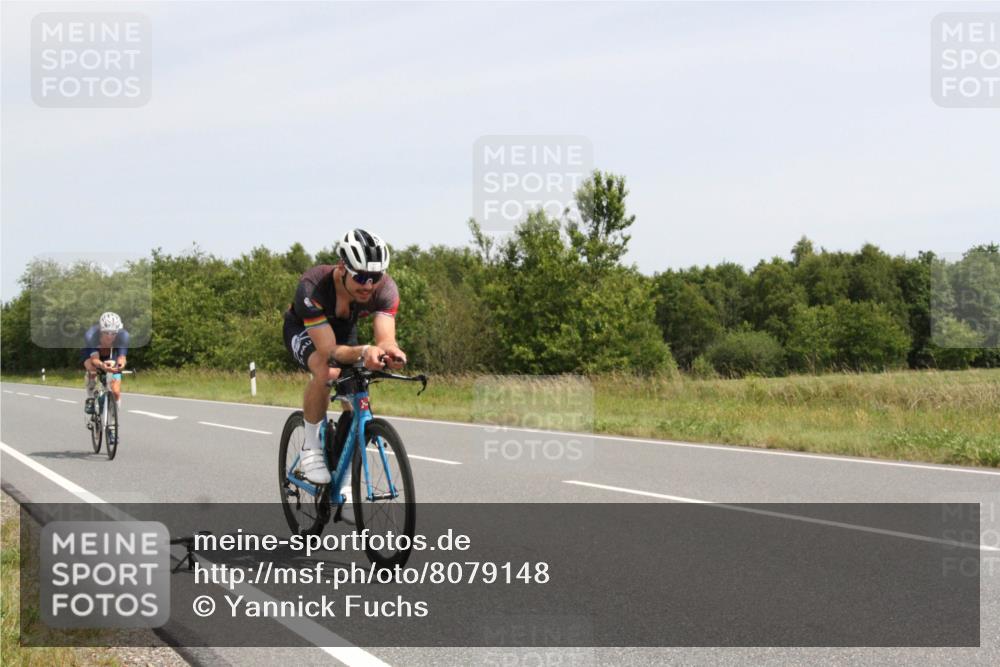 22.06.2025 - Viking Triathlon Yannick Fuchs http://msf.ph/oto/8079148 22.06.2025 12:12:36 Radfahren 61, 394, 397, 477 meine-sportfotos.de