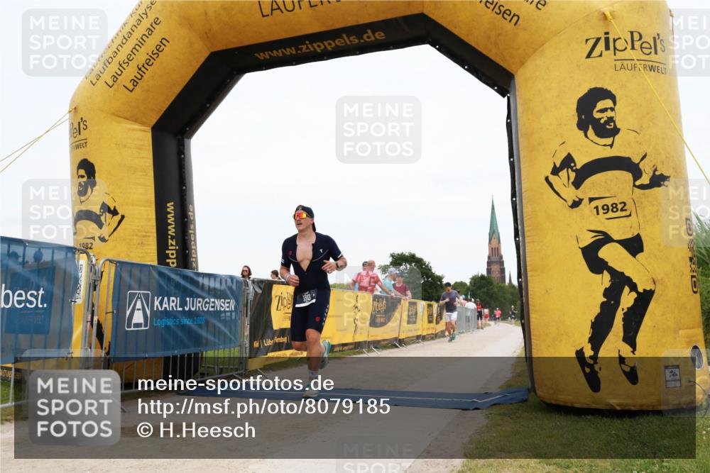 22.06.2025 - Viking Triathlon H.Heesch http://msf.ph/oto/8079185 22.06.2025 15:39:44 Laufen 170, 180, 248 meine-sportfotos.de