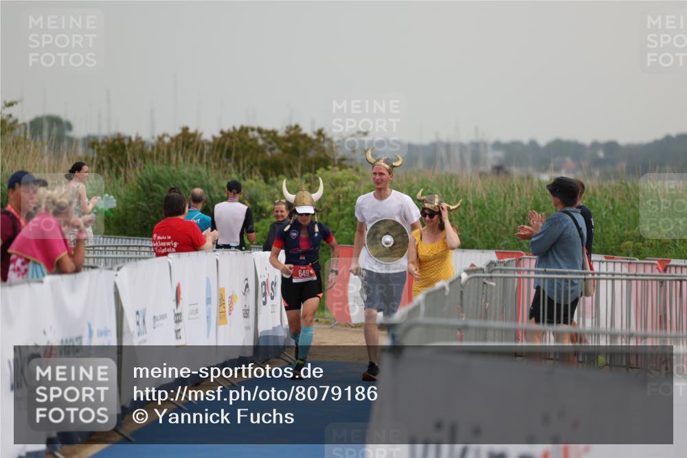 22.06.2025 - Viking Triathlon Yannick Fuchs http://msf.ph/oto/8079186 22.06.2025 16:40:52 Ziel 649 meine-sportfotos.de