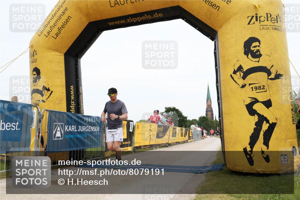 22.06.2025 - Viking Triathlon H.Heesch http://msf.ph/oto/8079191 22.06.2025 15:39:49 Laufen 31, 170, 180, 248 meine-sportfotos.de