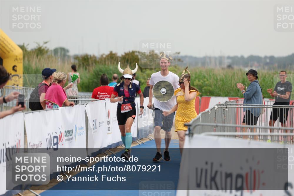 22.06.2025 - Viking Triathlon Yannick Fuchs http://msf.ph/oto/8079221 22.06.2025 16:40:54 Ziel 649 meine-sportfotos.de