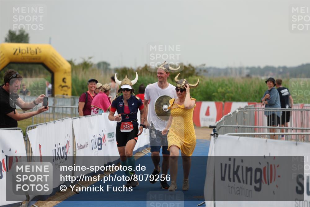 22.06.2025 - Viking Triathlon Yannick Fuchs http://msf.ph/oto/8079256 22.06.2025 16:40:56 Ziel 649 meine-sportfotos.de