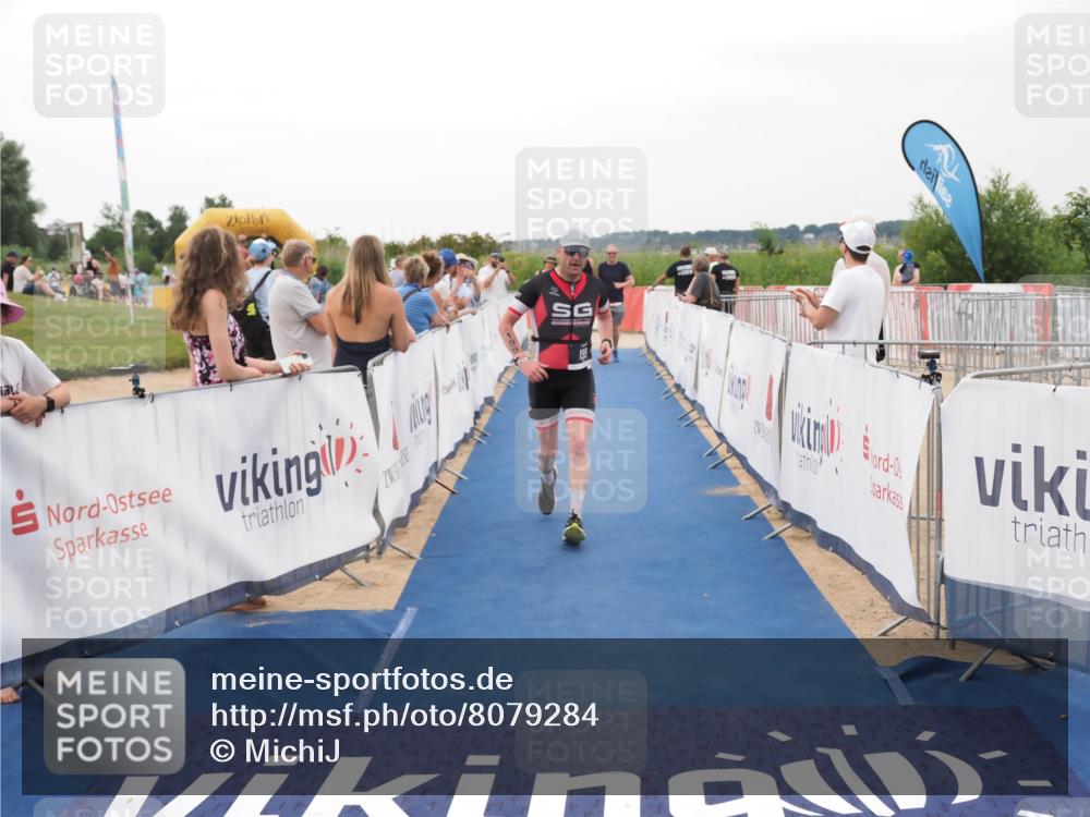 22.06.2025 - Viking Triathlon MichiJ http://msf.ph/oto/8079284 22.06.2025 15:56:27 Ziel 199, 647 meine-sportfotos.de