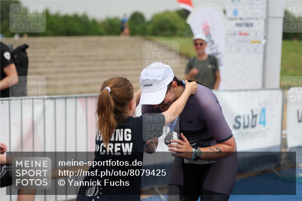 22.06.2025 - Viking Triathlon Yannick Fuchs http://msf.ph/oto/8079425 22.06.2025 16:41:31 Ziel 441 meine-sportfotos.de