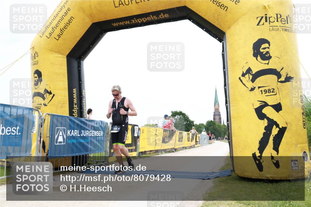 22.06.2025 - Viking Triathlon H.Heesch http://msf.ph/oto/8079428 22.06.2025 15:43:07 Laufen 39, 48, 144, 501 meine-sportfotos.de