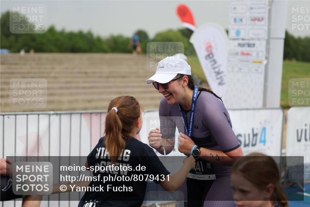 22.06.2025 - Viking Triathlon Yannick Fuchs http://msf.ph/oto/8079431 22.06.2025 16:41:31 Ziel 441 meine-sportfotos.de