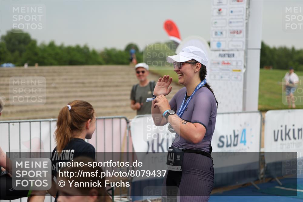 22.06.2025 - Viking Triathlon Yannick Fuchs http://msf.ph/oto/8079437 22.06.2025 16:41:32 Ziel 441 meine-sportfotos.de