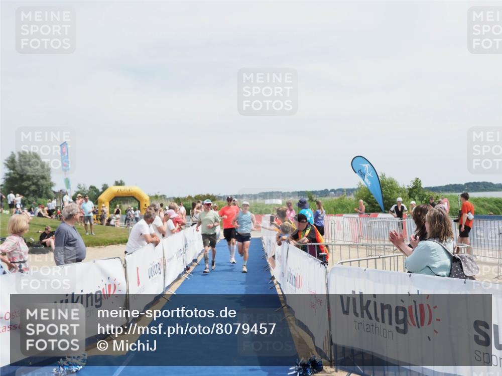22.06.2025 - Viking Triathlon MichiJ http://msf.ph/oto/8079457 22.06.2025 14:18:52 Ziel 100, 272, 617 meine-sportfotos.de