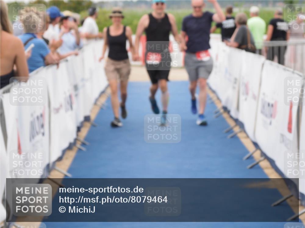 22.06.2025 - Viking Triathlon MichiJ http://msf.ph/oto/8079464 22.06.2025 15:56:30 Ziel 199, 647 meine-sportfotos.de