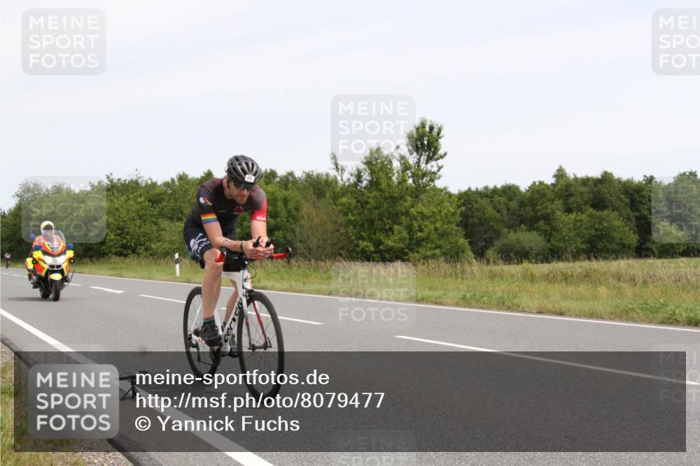 22.06.2025 - Viking Triathlon Yannick Fuchs http://msf.ph/oto/8079477 22.06.2025 12:15:03 Radfahren 72, 433, 553 meine-sportfotos.de