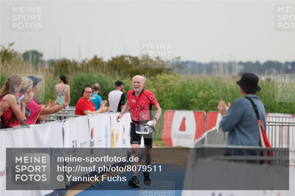 22.06.2025 - Viking Triathlon Yannick Fuchs http://msf.ph/oto/8079511 22.06.2025 16:43:11 Ziel 39 meine-sportfotos.de