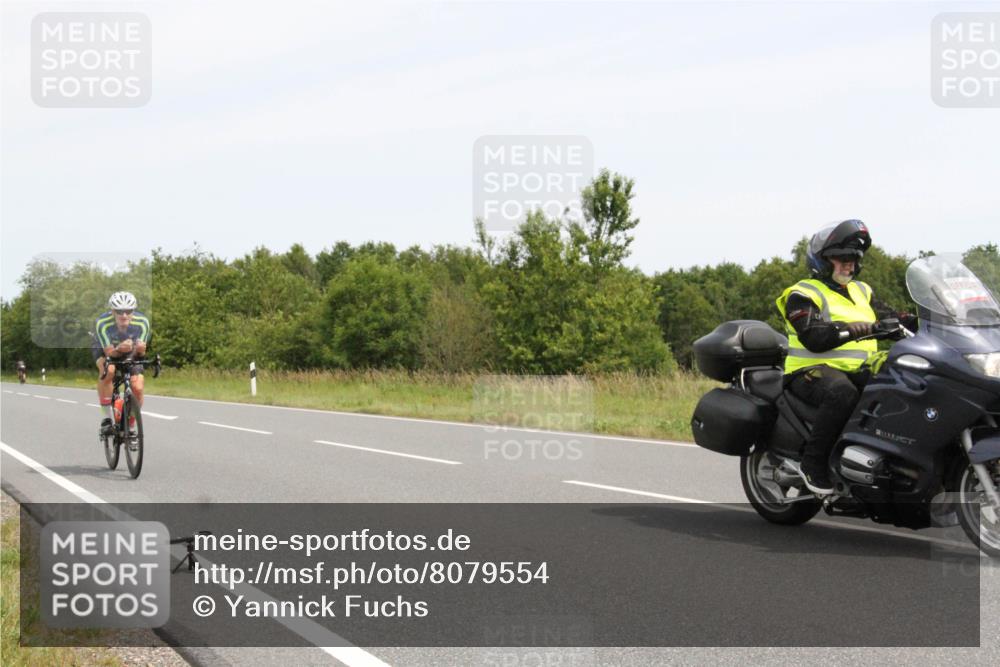 22.06.2025 - Viking Triathlon Yannick Fuchs http://msf.ph/oto/8079554 22.06.2025 12:15:54 Radfahren 41, 242, 370, 657 meine-sportfotos.de