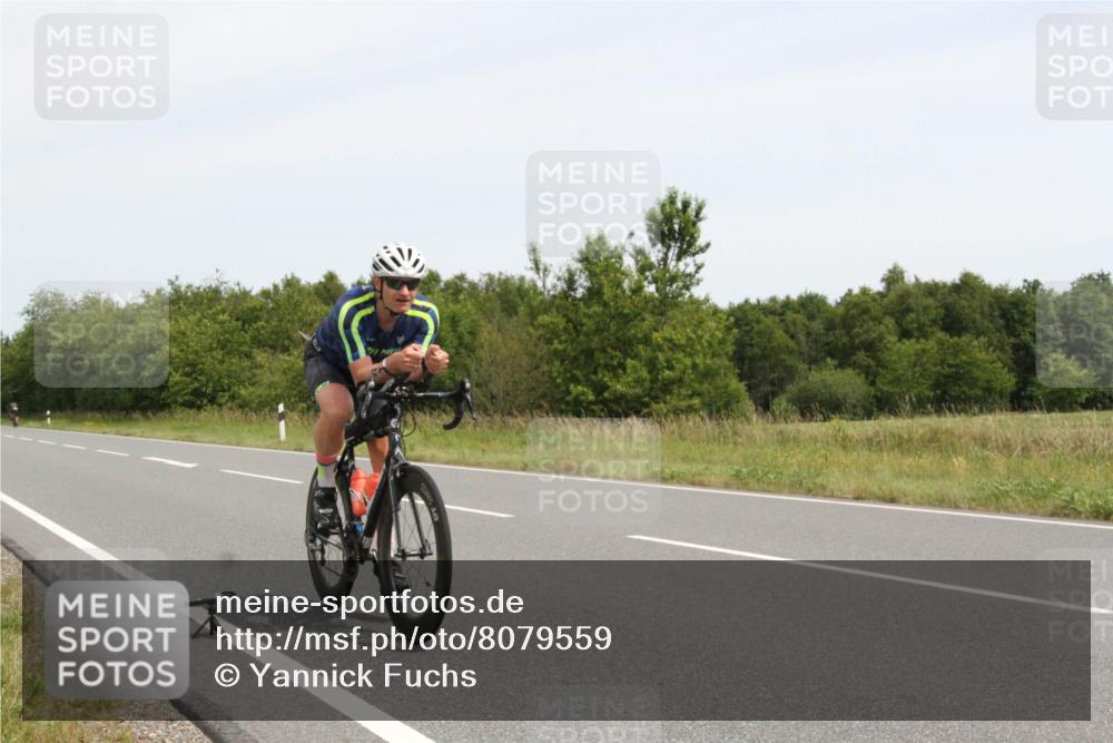 22.06.2025 - Viking Triathlon Yannick Fuchs http://msf.ph/oto/8079559 22.06.2025 12:15:55 Radfahren 41, 242, 370, 657 meine-sportfotos.de