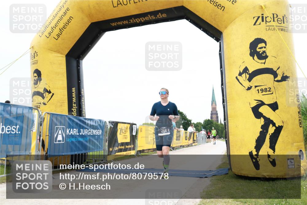 22.06.2025 - Viking Triathlon H.Heesch http://msf.ph/oto/8079578 22.06.2025 15:47:34 Laufen 244 meine-sportfotos.de
