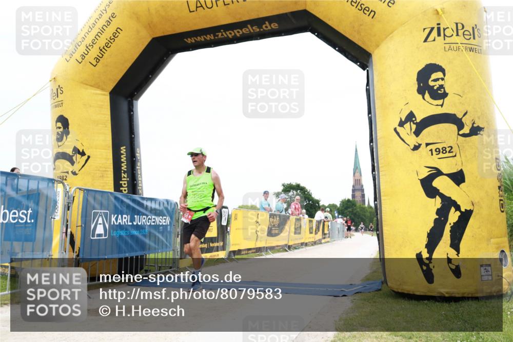 22.06.2025 - Viking Triathlon H.Heesch http://msf.ph/oto/8079583 22.06.2025 15:47:44 Laufen 618 meine-sportfotos.de