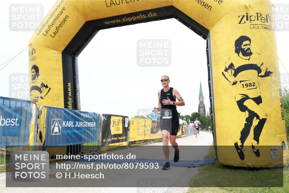 22.06.2025 - Viking Triathlon H.Heesch http://msf.ph/oto/8079593 22.06.2025 15:48:06 Laufen 267 meine-sportfotos.de