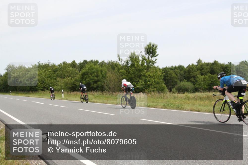 22.06.2025 - Viking Triathlon Yannick Fuchs http://msf.ph/oto/8079605 22.06.2025 12:16:08 Radfahren 95, 132, 229, 271, 284, 294, 359, 486, 510, 530 meine-sportfotos.de