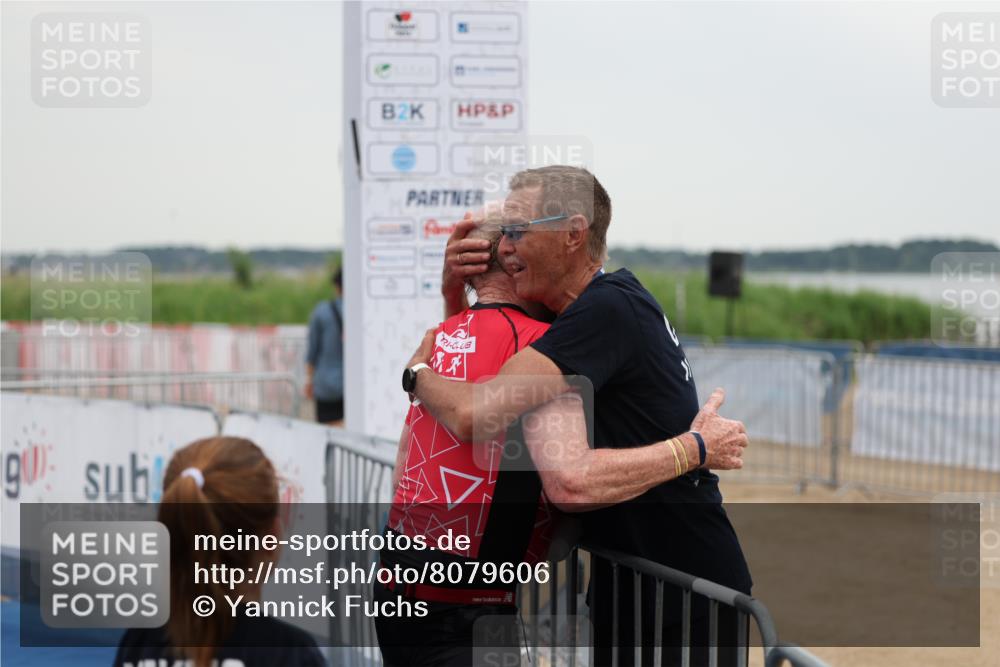 22.06.2025 - Viking Triathlon Yannick Fuchs http://msf.ph/oto/8079606 22.06.2025 16:43:23 Ziel  meine-sportfotos.de