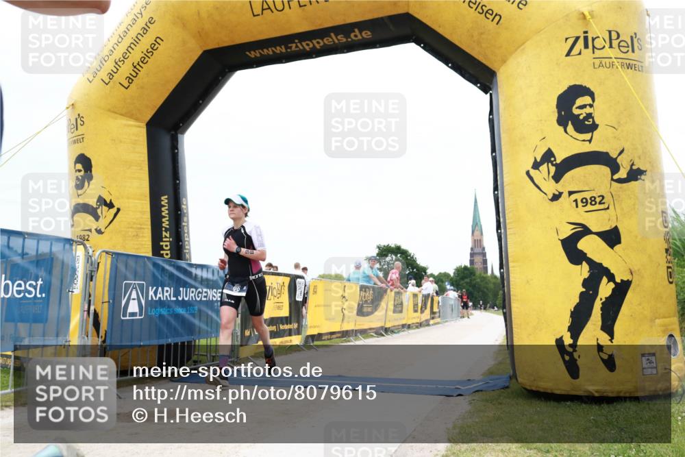22.06.2025 - Viking Triathlon H.Heesch http://msf.ph/oto/8079615 22.06.2025 15:49:12 Laufen 86, 140 meine-sportfotos.de