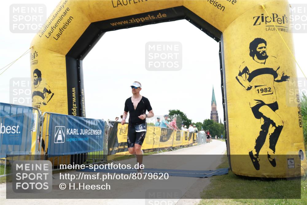 22.06.2025 - Viking Triathlon H.Heesch http://msf.ph/oto/8079620 22.06.2025 15:49:37 Laufen 34 meine-sportfotos.de