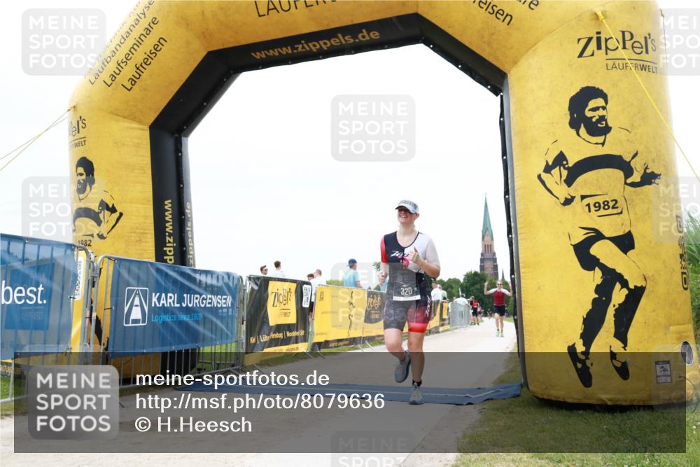 22.06.2025 - Viking Triathlon H.Heesch http://msf.ph/oto/8079636 22.06.2025 15:50:19 Laufen 320 meine-sportfotos.de